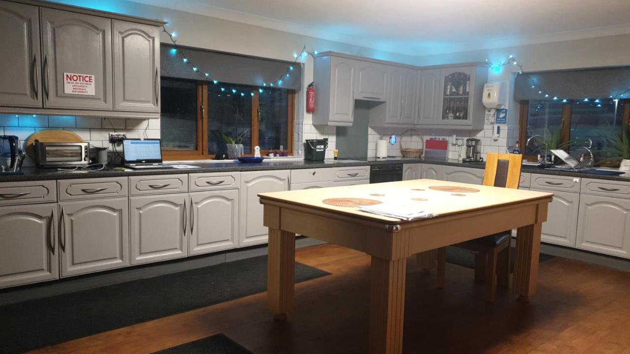Castle Lodge - Brecon Beacons Accommodation Sennybridge Екстериор снимка