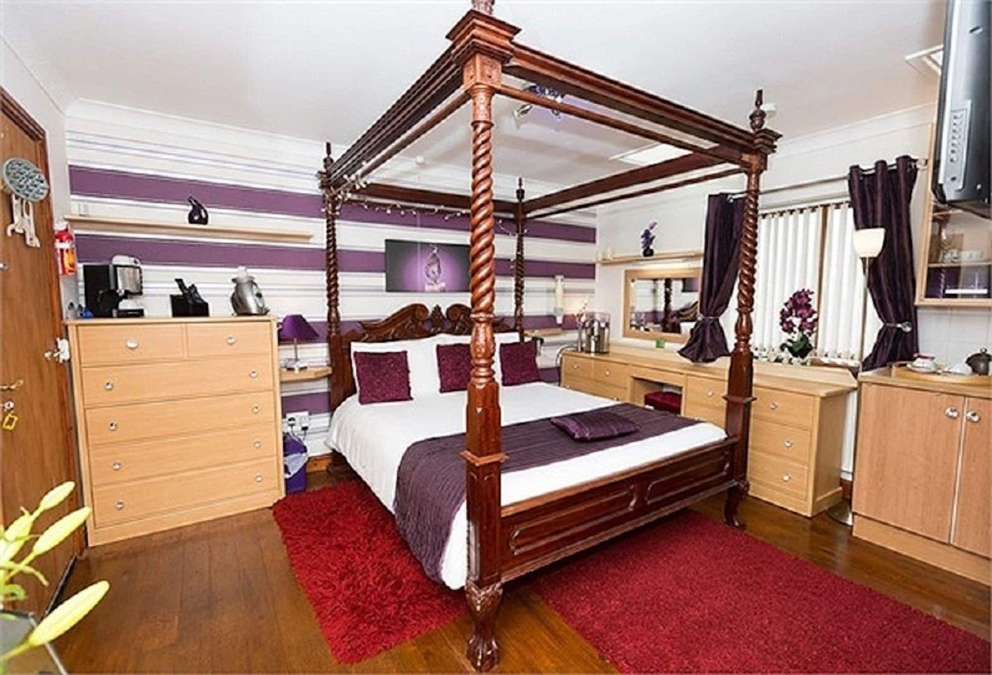 Castle Lodge - Brecon Beacons Accommodation Sennybridge Екстериор снимка